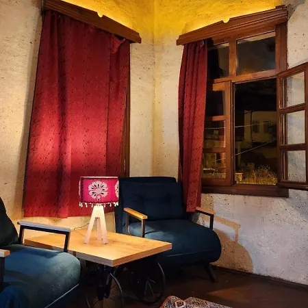 Otel Avangart *