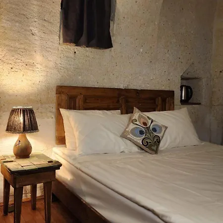 Otel Avangart *